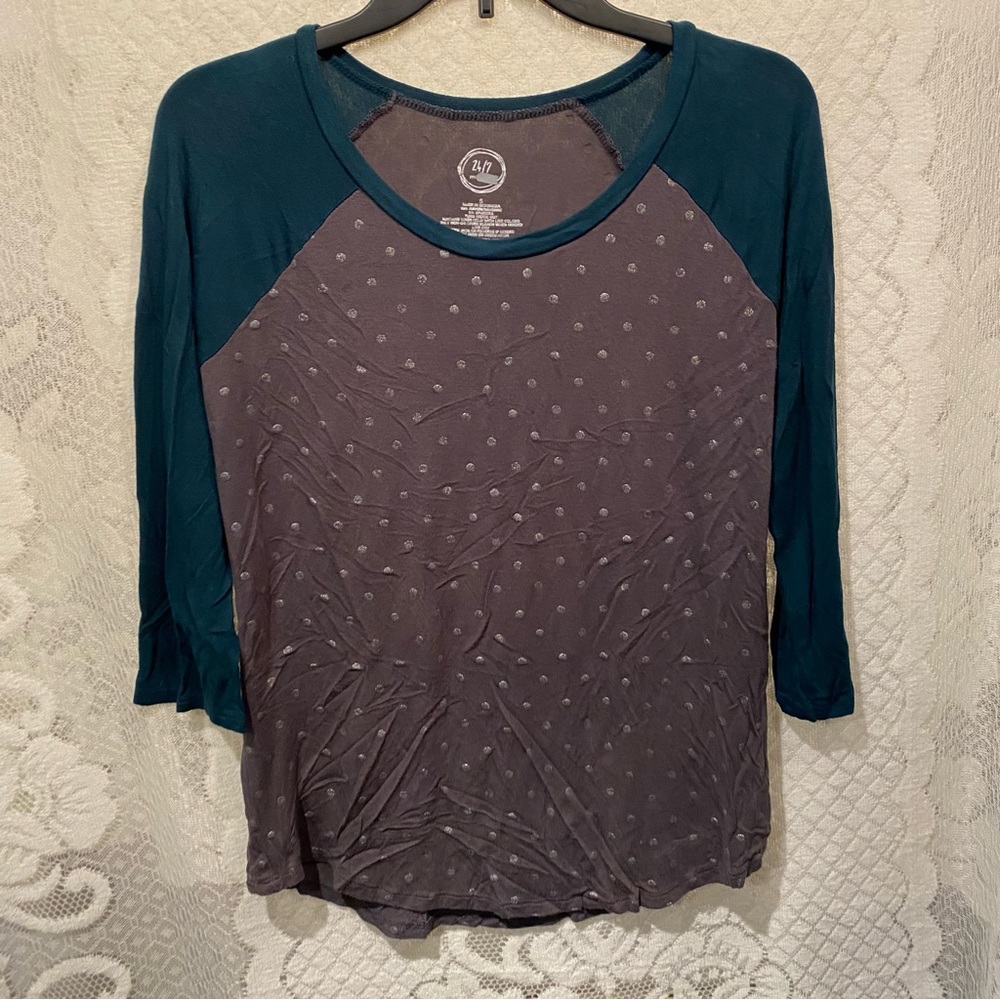 Maurices shirt